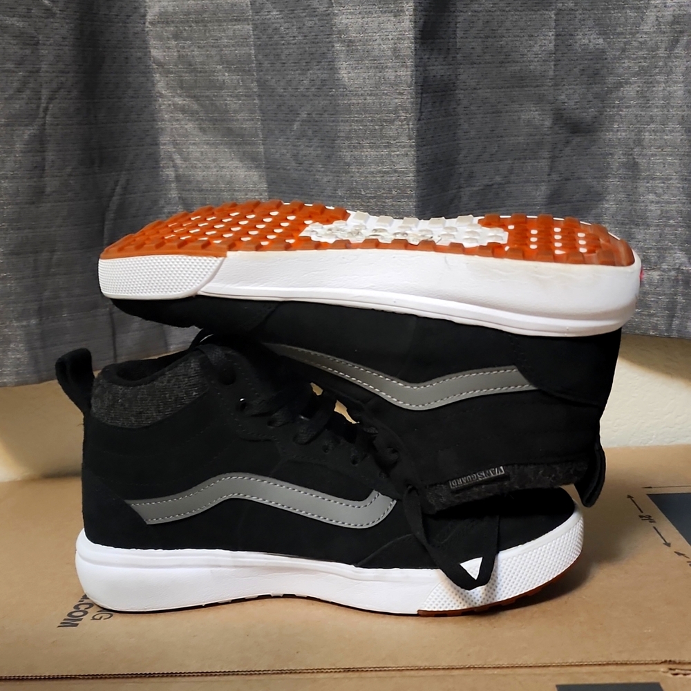 Women's 8.5 - Vans Range EXP Vansguard   Water-Resistant Suede High-Top Sneakers